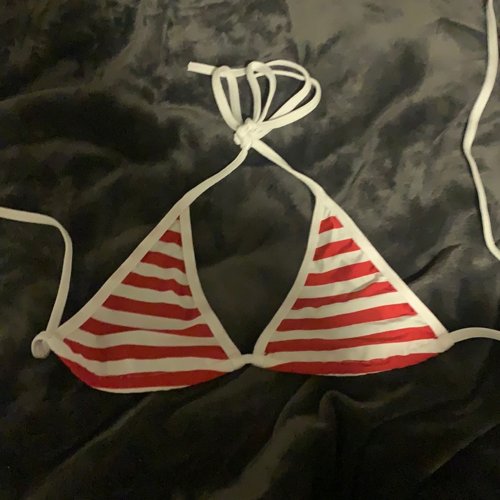 xtina dirrrty swim top!